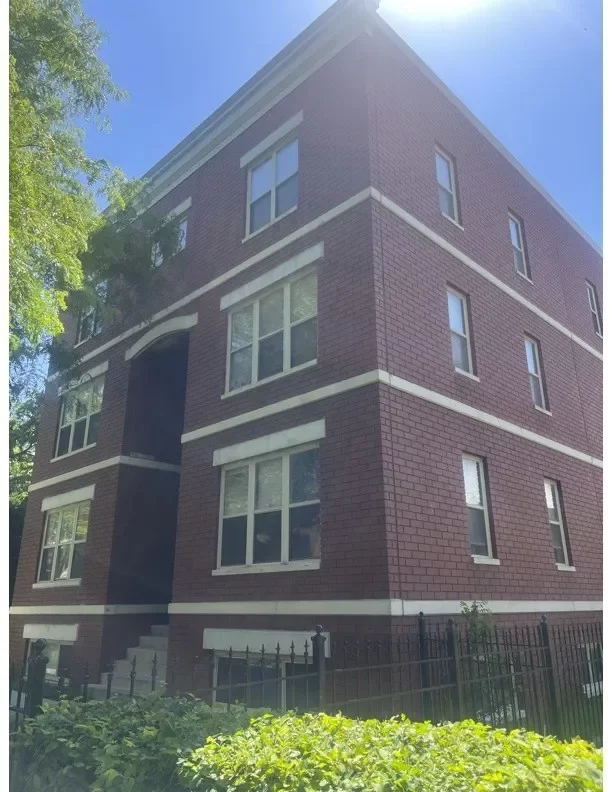 3BR Condo for Sale in Chicago, IL