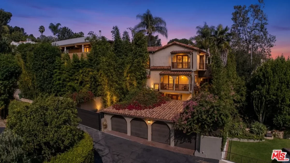 4BR House for Sale in Los Angeles, CA