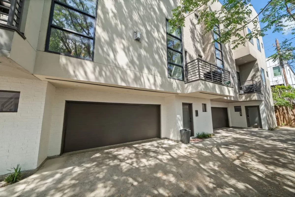 2BR Condo for Sale in Dallas, TX
