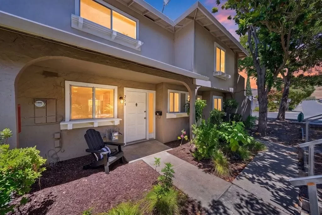 2BR Condo for Sale in Milpitas, CA