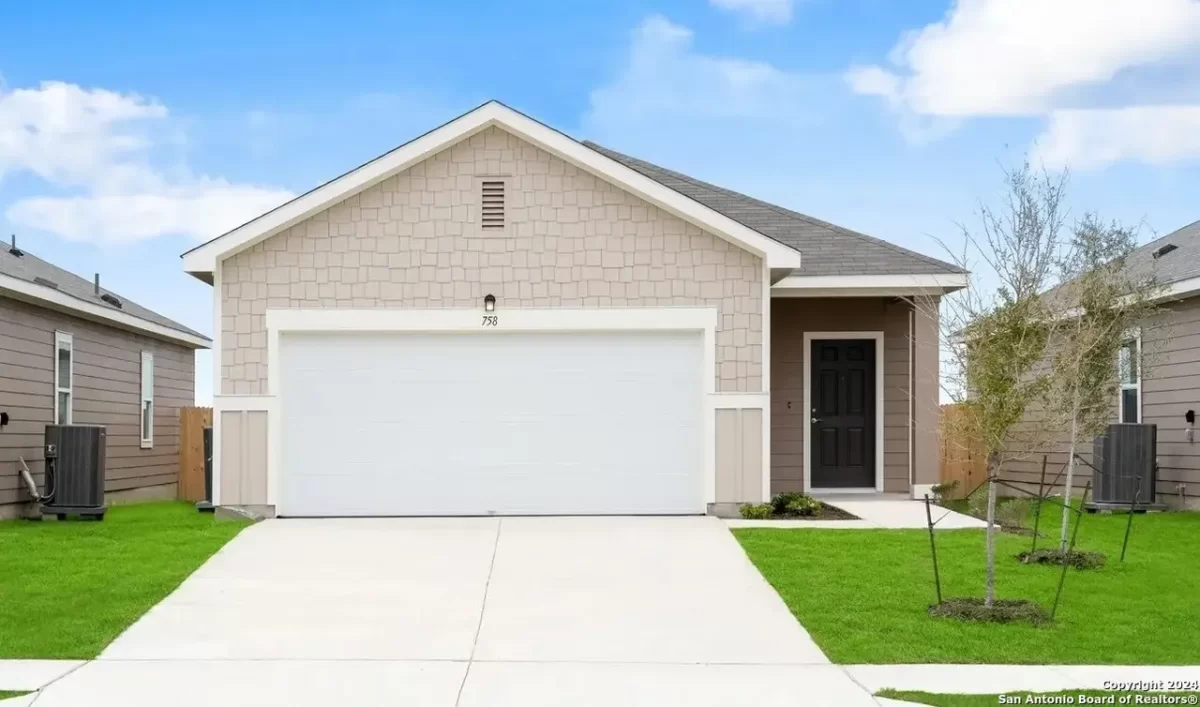3BR House for Sale in San Antonio, TX