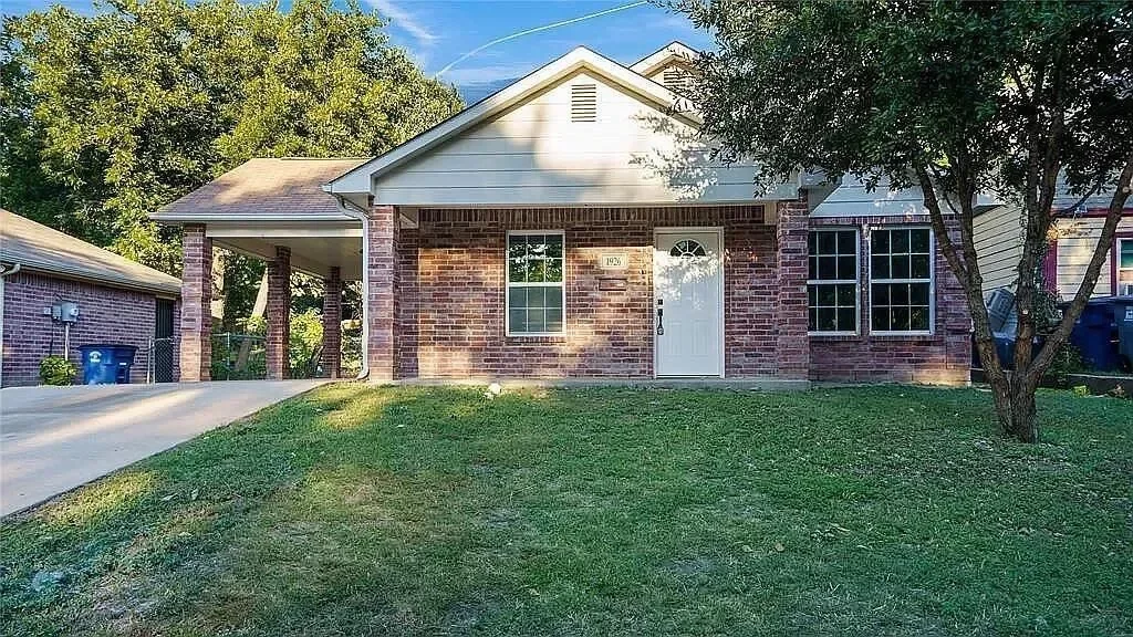 3BR House for Sale in Dallas, TX