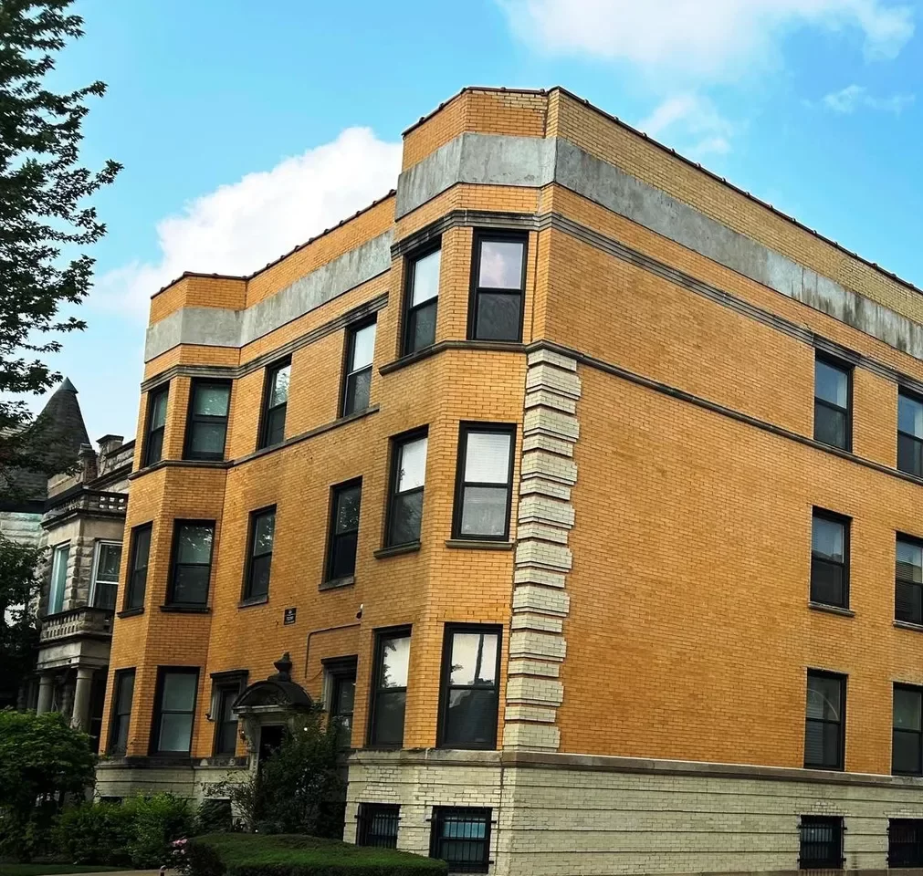 3BR Condo for Sale in Chicago, IL