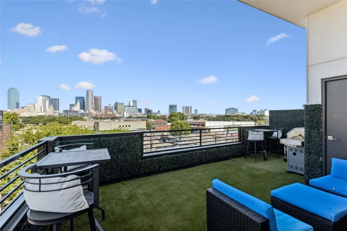 2BR Condo for Sale in Dallas, TX