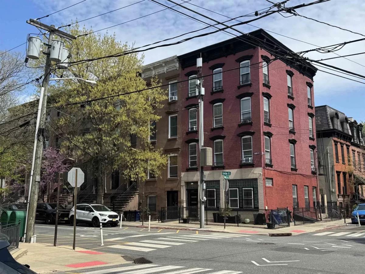 8BR Multi-Family for Sale in Hoboken, NJ
