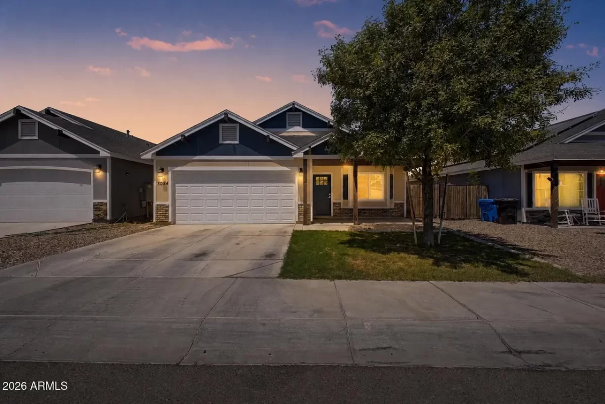 4BR House for Sale in Phoenix, AZ