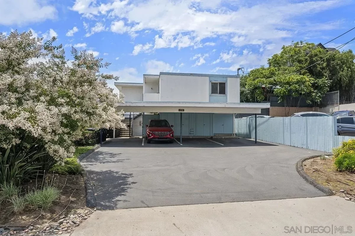 2BR Condo for Rent in San Diego, CA