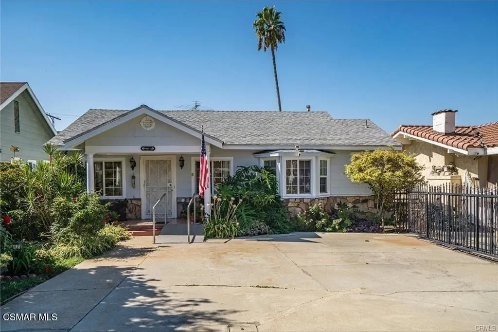 5BR House for Sale in Los Angeles, CA