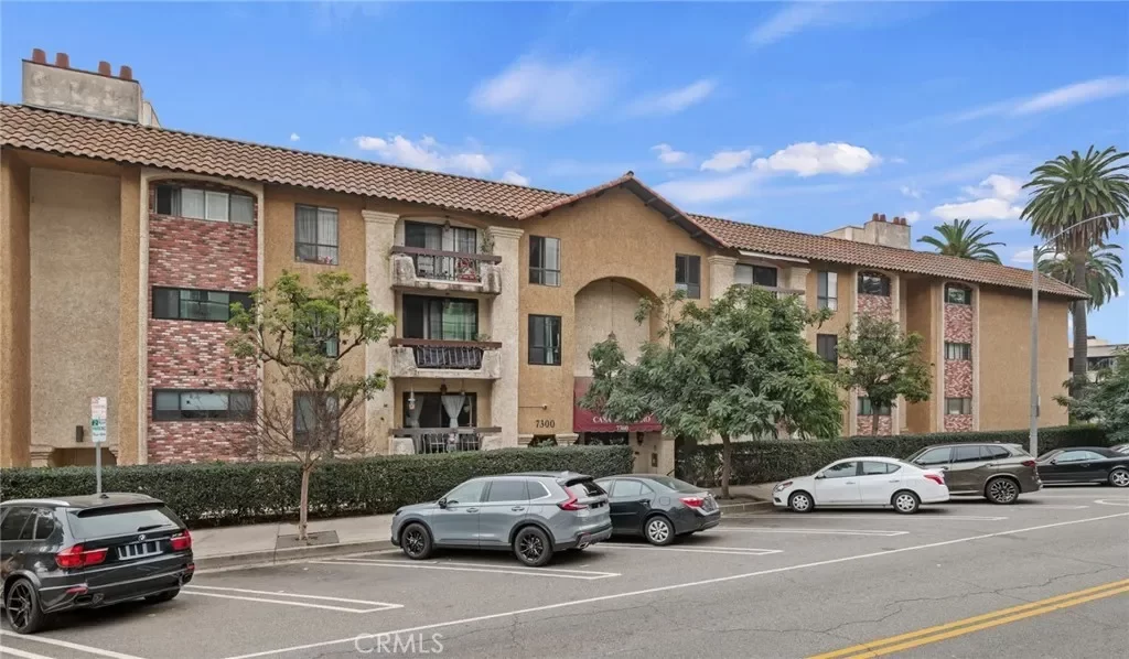1BR Condo for Sale in Los Angeles, CA