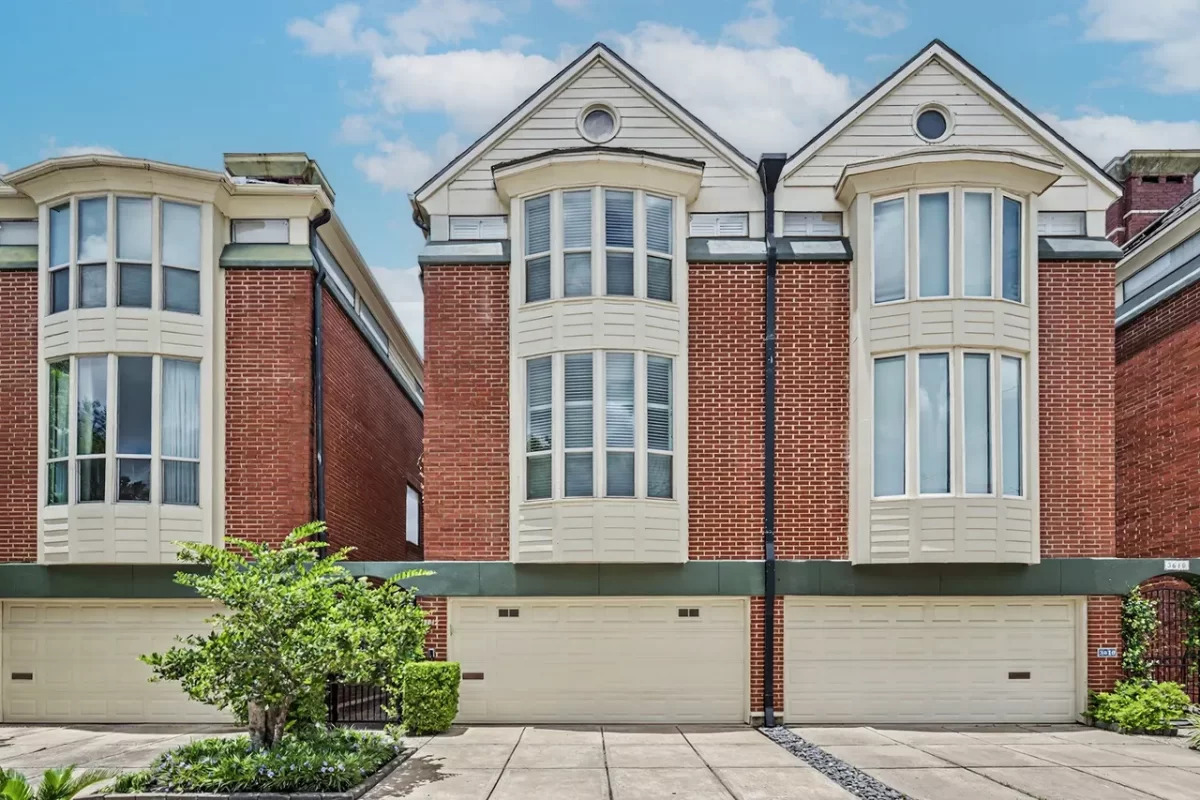 2BR Townhouse for Sale in Houston, TX