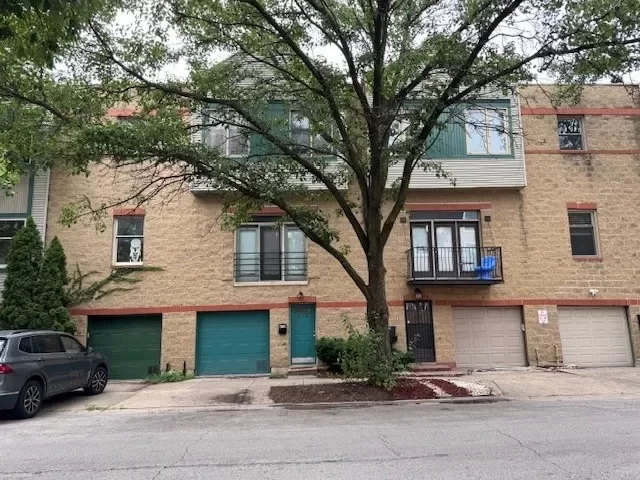2BR Condo for Rent in Chicago, IL