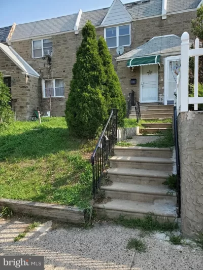 4BR Townhouse for Sale in Philadelphia, PA