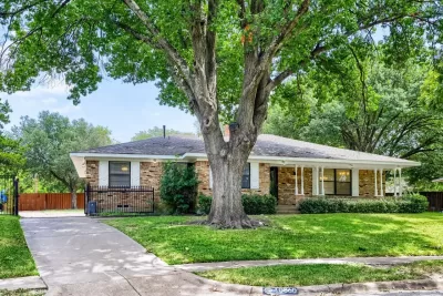 5BR House for Sale in Dallas, TX