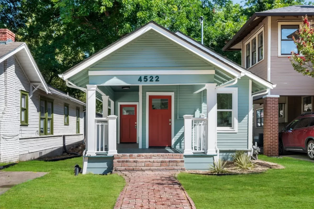 2BR House for Sale in Dallas, TX