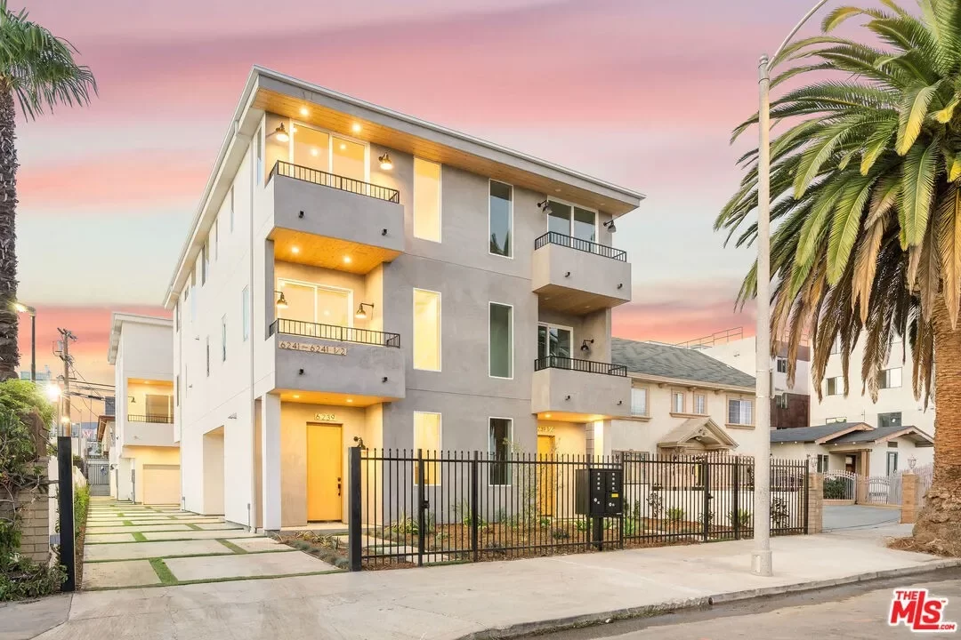 17BR Multi-Family for Sale in Los Angeles, CA