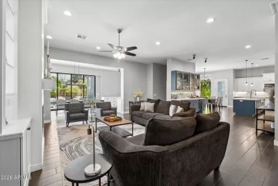7BR House for Sale in Phoenix, AZ