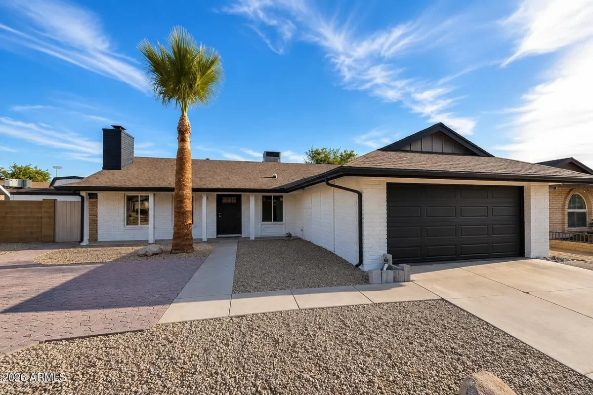 3BR House for Sale in Glendale, AZ
