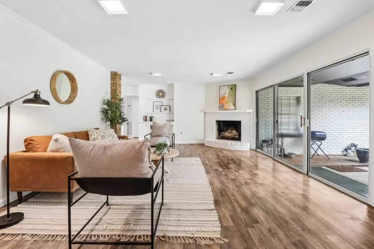 4BR House for Sale in Dallas, TX