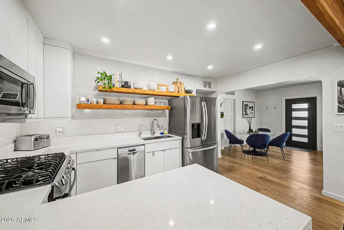4BR House for Sale in Phoenix, AZ