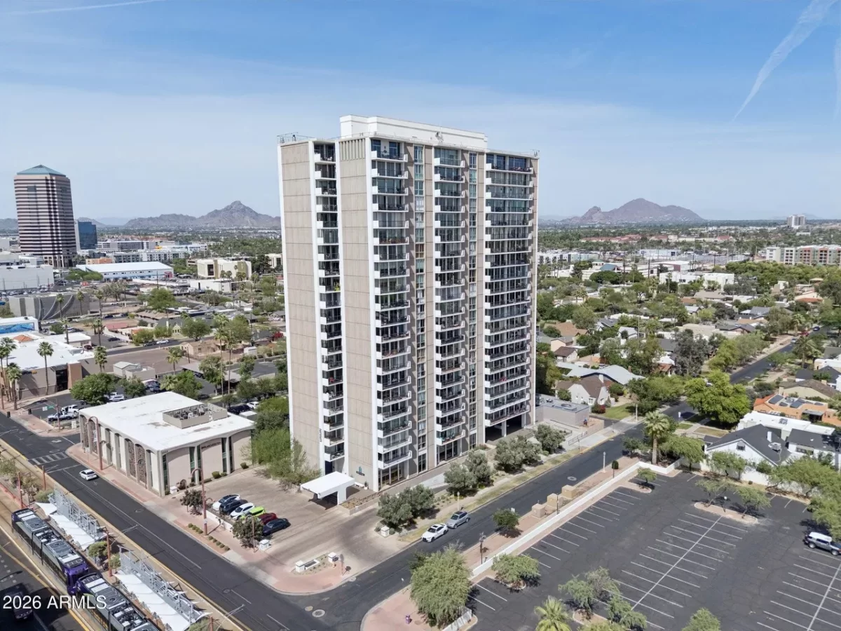 2BR Condo for Sale in Phoenix, AZ