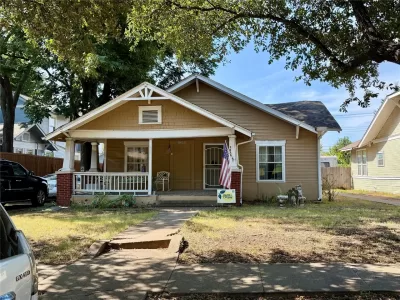 3BR House for Sale in Dallas, TX