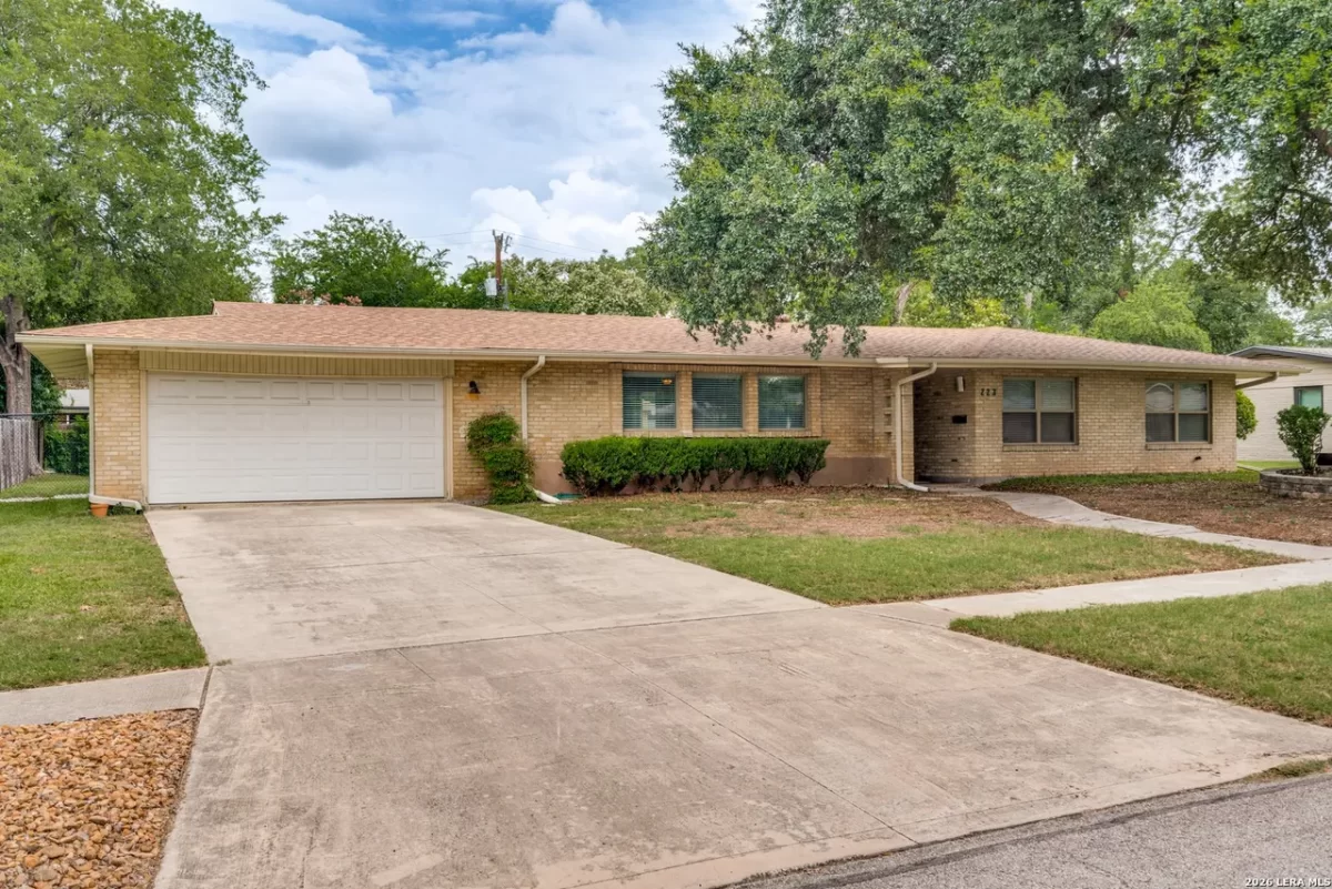 3BR House for Sale in San Antonio, TX