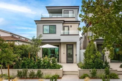 4BR House for Sale in San Diego, CA