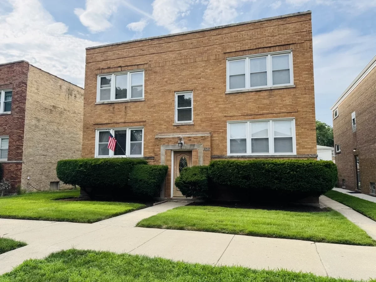 2BR House for Rent in Chicago, IL