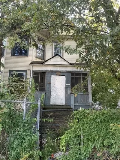 6BR House for Sale in Chicago, IL