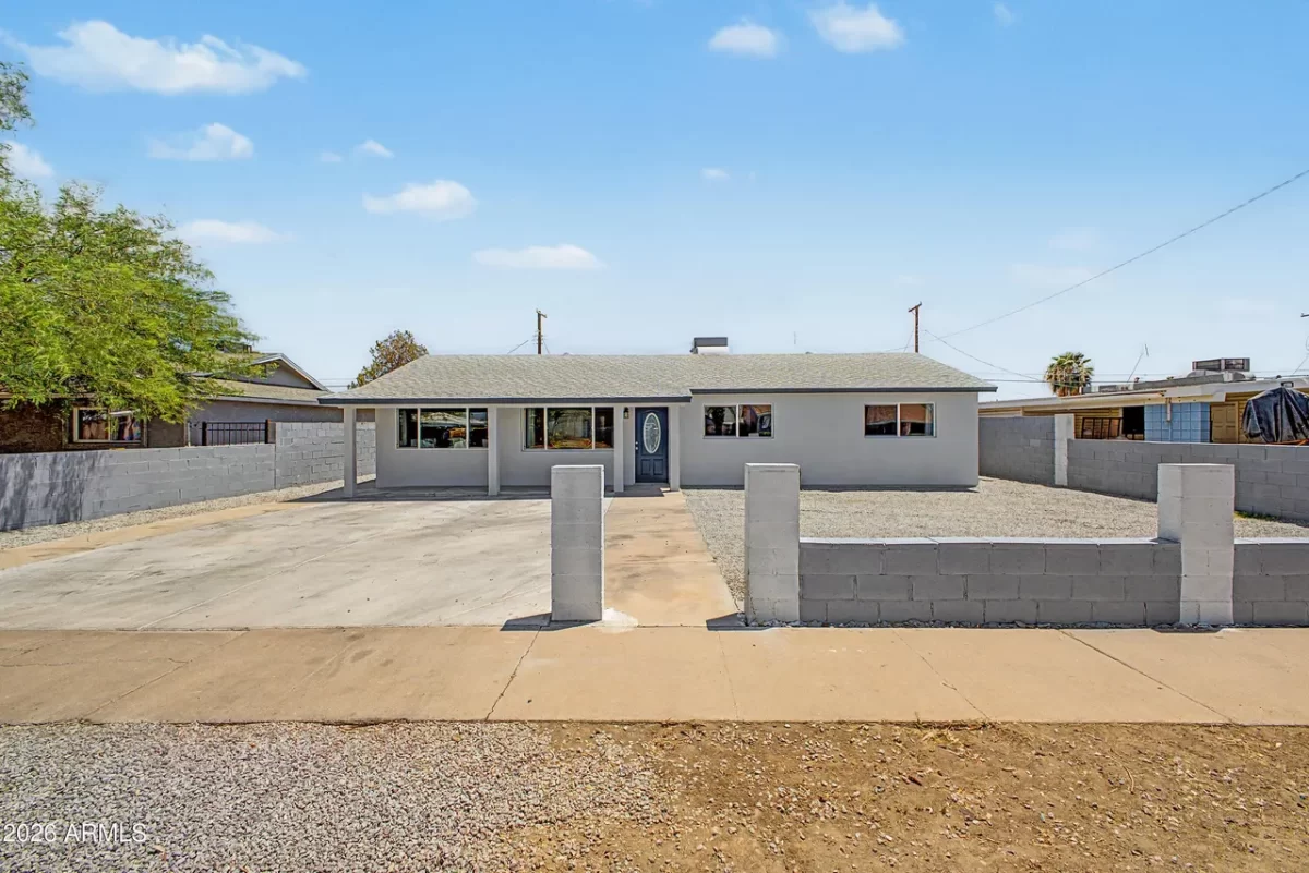 4BR House for Sale in Phoenix, AZ