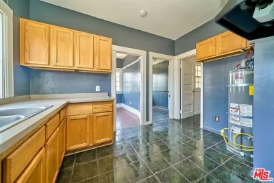 2BR Townhouse for Rent in Los Angeles, CA