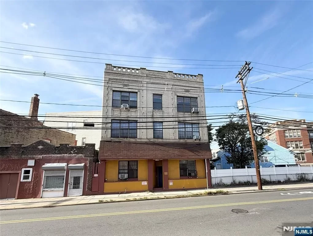 Condo for Sale in Jersey City, NJ