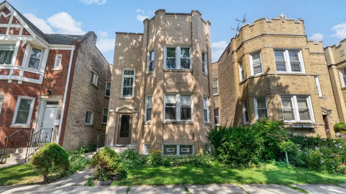 2BR Apartment for Rent in Chicago, IL