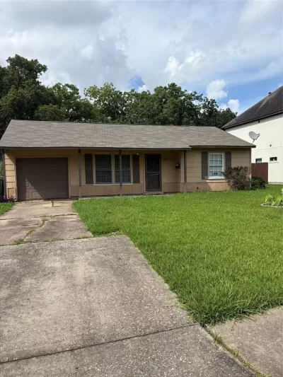 2BR House for Rent in Houston, TX