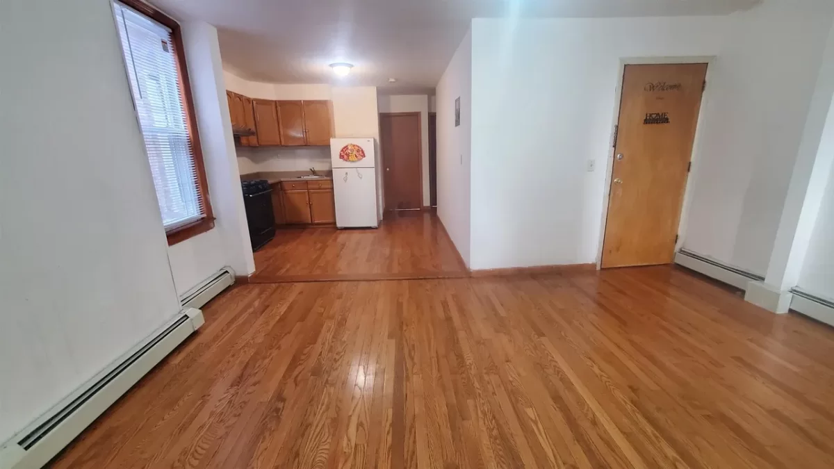 3BR Apartment for Rent in Bayonne, NJ