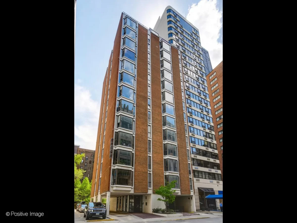 2BR Apartment for Rent in Chicago, IL