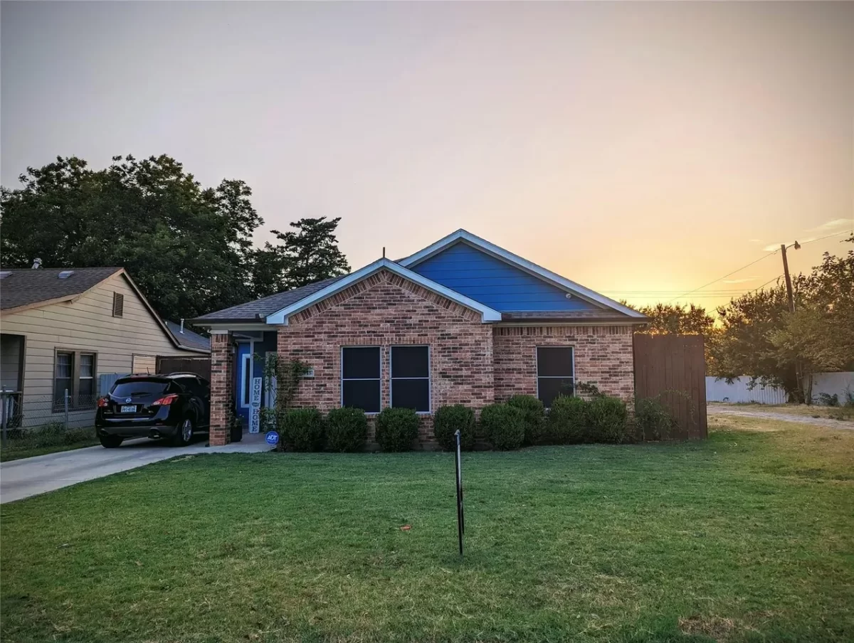 4BR House for Sale in Dallas, TX