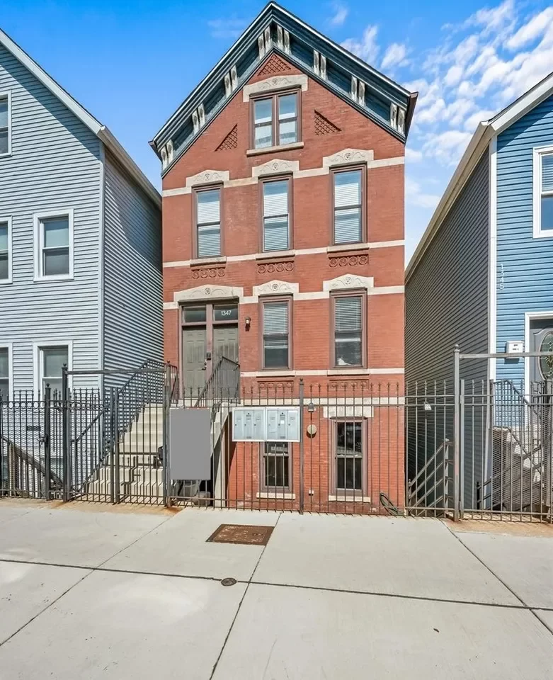 1BR Condo for Sale in Chicago, IL