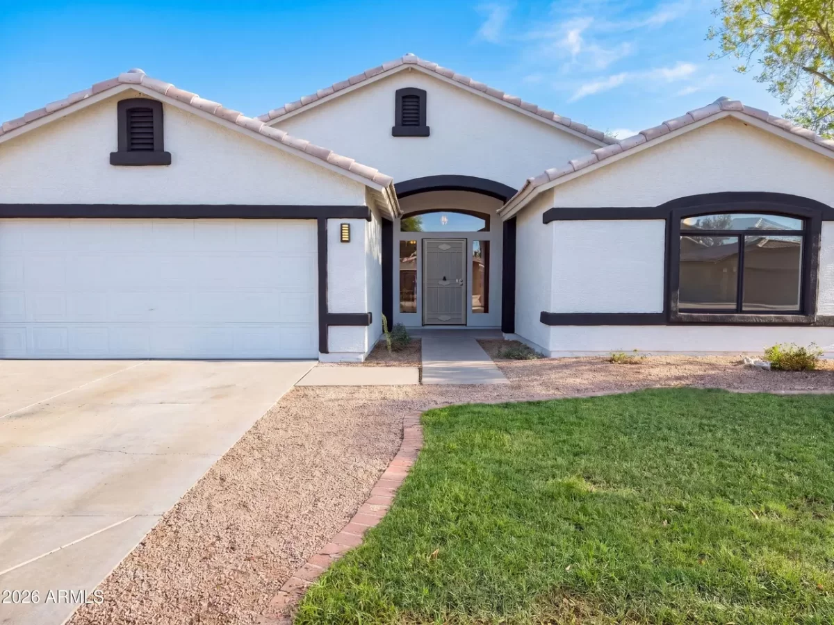 3BR House for Sale in Glendale, AZ