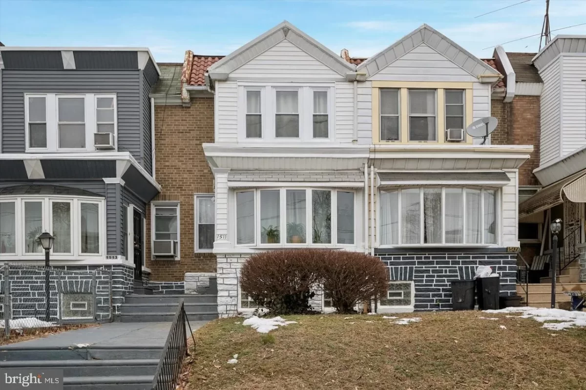 4BR Townhouse for Sale in Philadelphia, PA