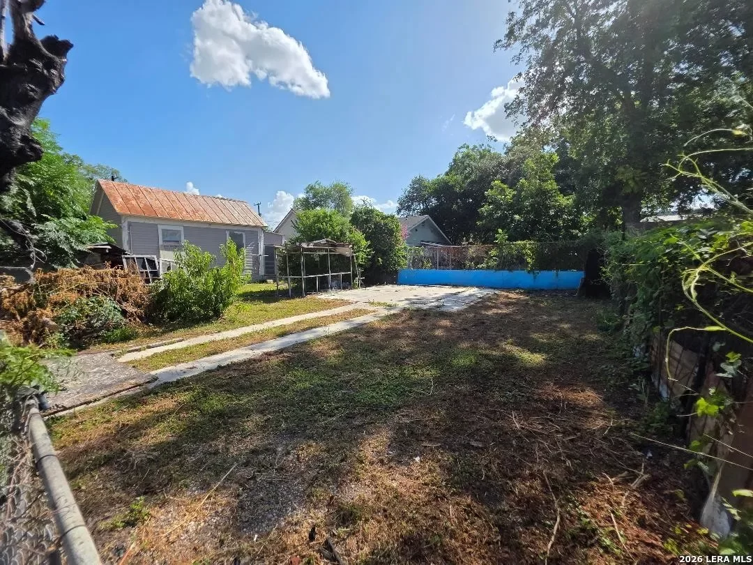 2BR House for Sale in San Antonio, TX
