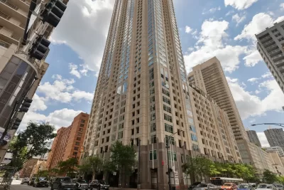 2BR Condo for Sale in Chicago, IL