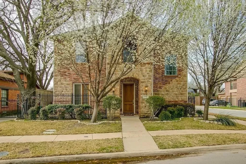 3BR House for Rent in Dallas, TX
