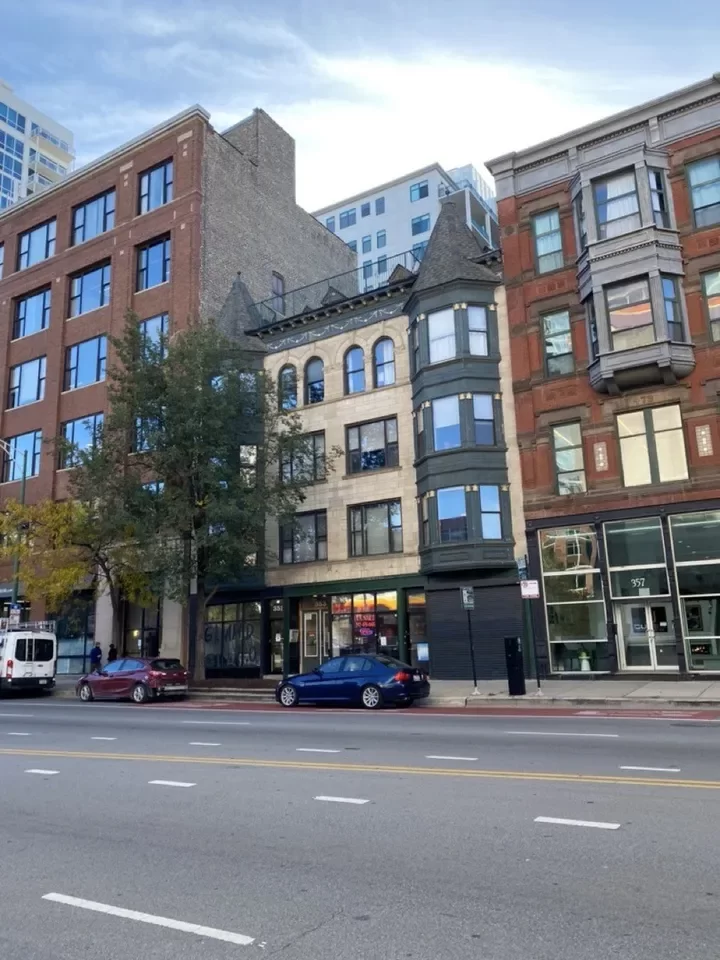 3BR Condo for Rent in Chicago, IL