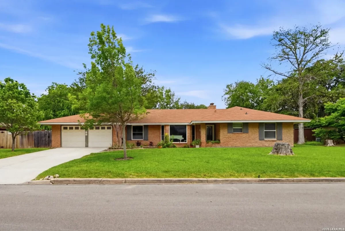 3BR House for Sale in Windcrest, TX