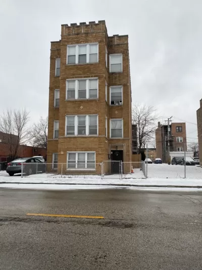 6BR Multi-Family for Sale in Chicago, IL