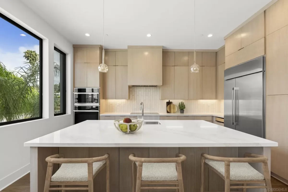 4BR House for Sale in San Diego, CA