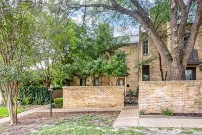 2BR House for Rent in San Antonio, TX