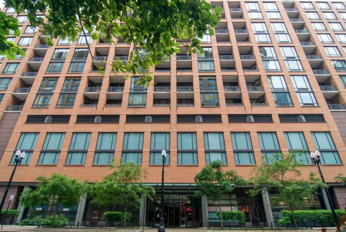 1BR Condo for Sale in Chicago, IL