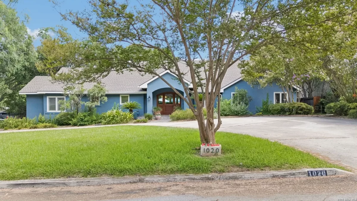 4BR House for Sale in Terrell Hills, TX